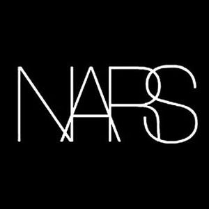 Le Multi-Use Gloss de NARS, la nouveauté makeup de ce printemps